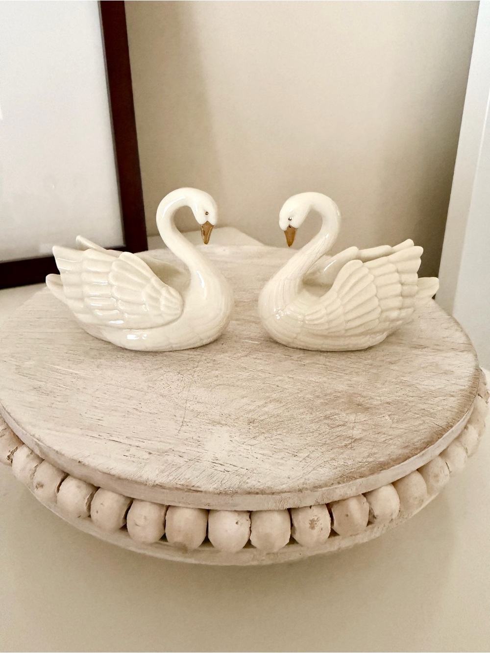 Vintage Lenox Porcelain Swan Gold Beak Wedding Cake Topper Set Placecard Holder